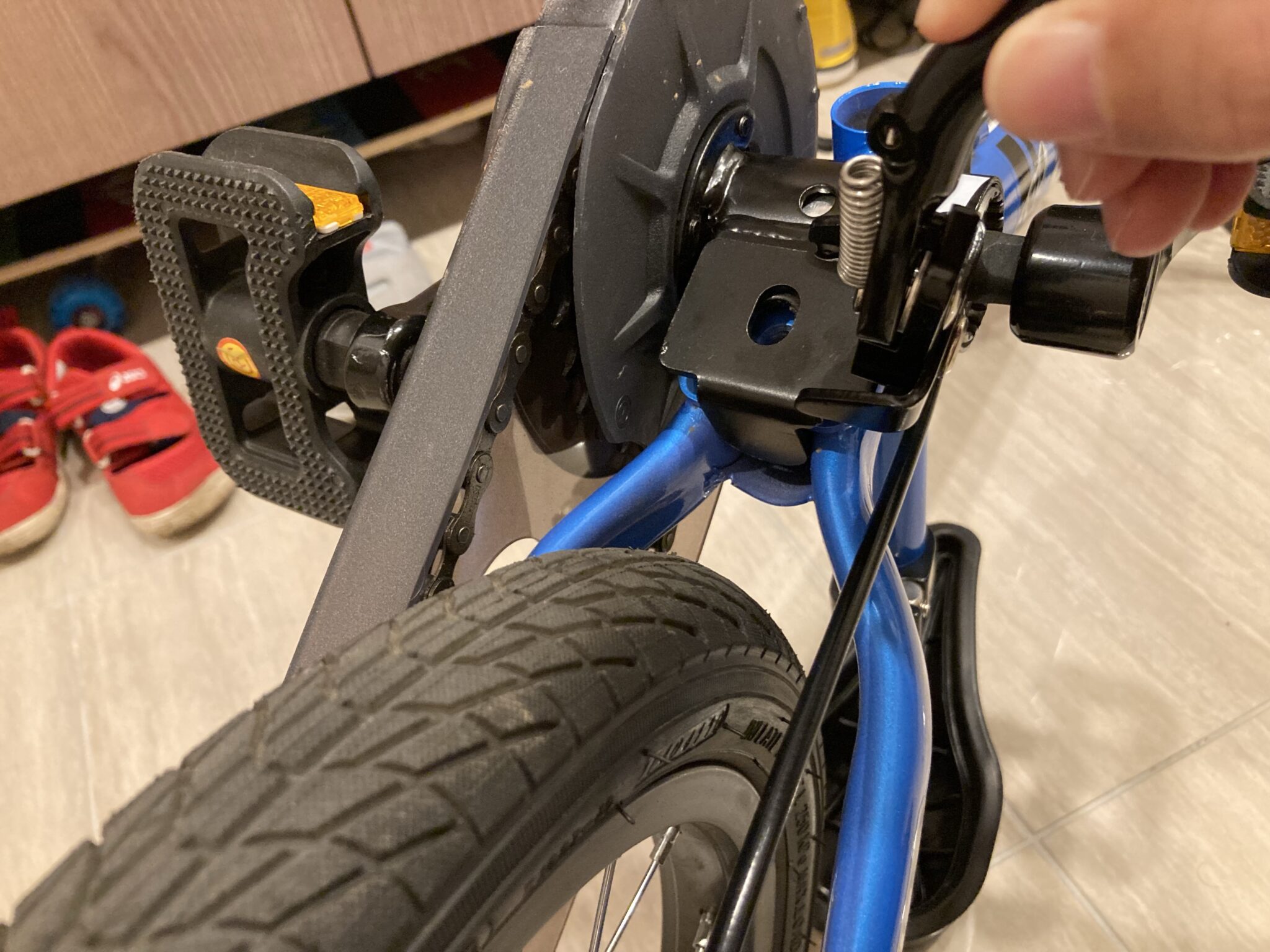 引取歓迎 （東京都板橋区） ストライダー 14X スタンド付 自転車の練習 